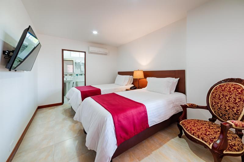 Hotel Campestre Nala ปัลมีรา ภายนอก รูปภาพ